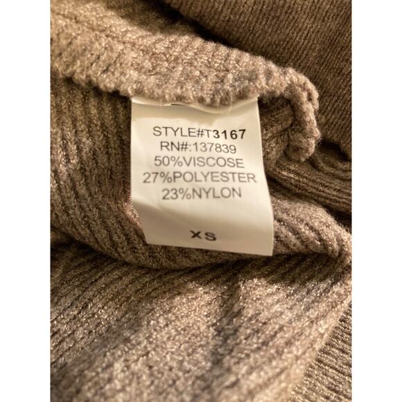 Dreamers by Debut Off Shoulder Rib Knit Sweater Top XS/Extra Small in Mocha NWT - Picture 3 of 4